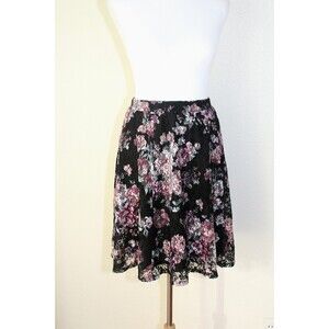 STUDIO 253 Skirt ~ Flared Floral / Roses Lace ~ Stretchy Waist / Lined ~ M  #02